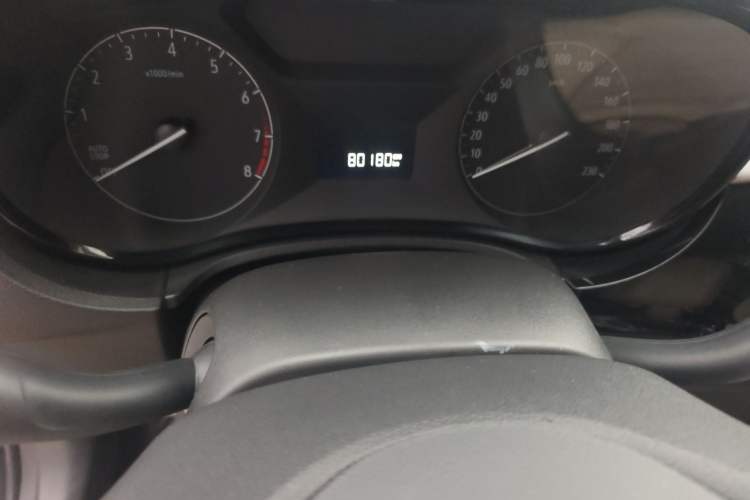 Used Buick Excelle 2020 15N CVT Elite Edition Odometer Close Up