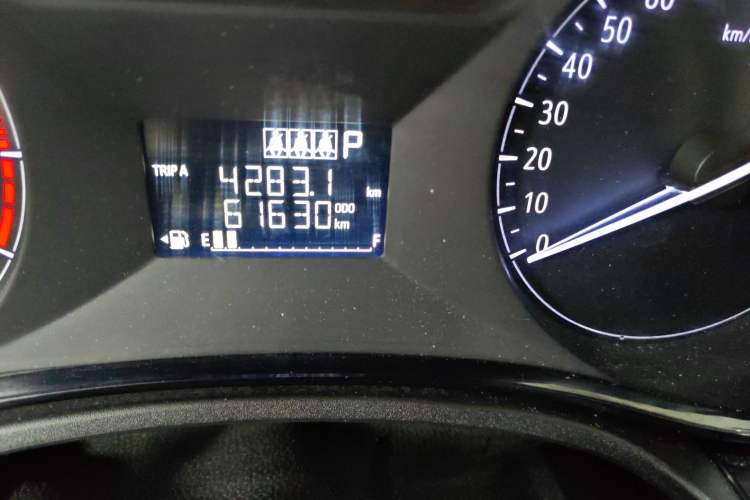 Used Buick Excelle 2020 15N CVT Elite Edition Odometer Close Up