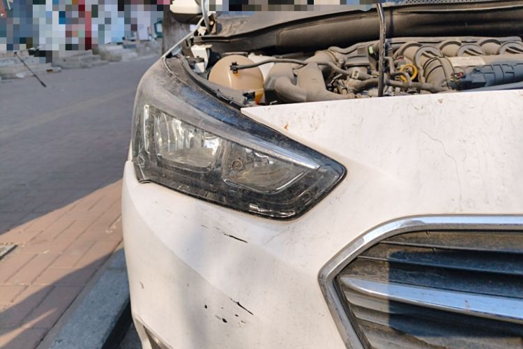 Used Buick Excelle 2020 15N CVT Elite Edition Right Front Headlight