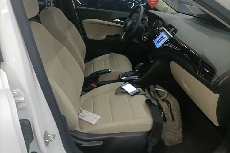 Used Buick Excelle 2020 15N CVT Elite Edition Right Front Seat
