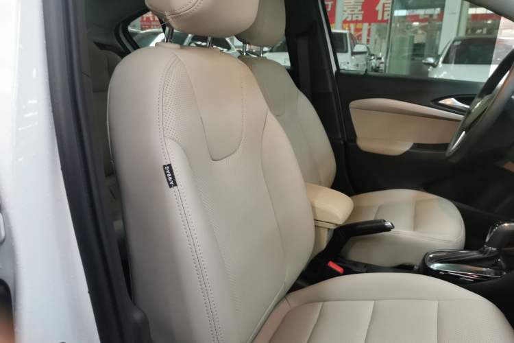 Used Buick Excelle 2020 15N CVT Elite Edition Right Front Seat