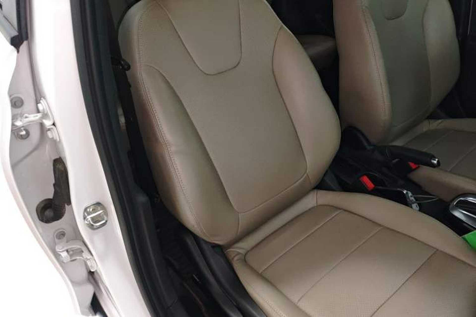Used Buick Excelle 2020 15N CVT Elite Edition Right Front Seat