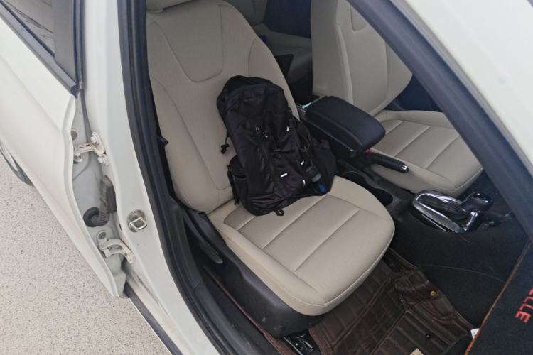 Used Buick Excelle 2020 15N CVT Elite Edition Right Front Seat