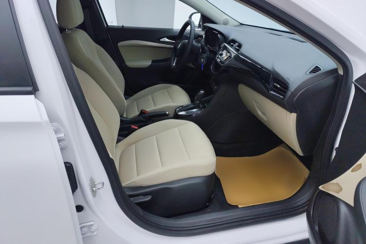 Used Buick Excelle 2020 15N CVT Elite Edition Right Front Seat