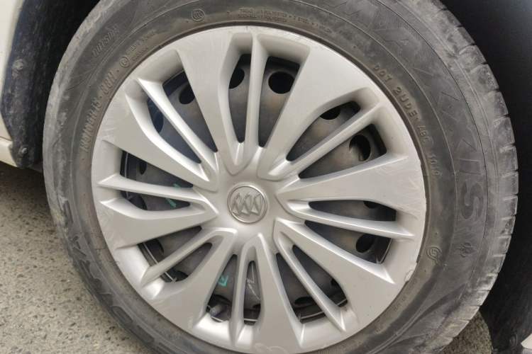 Used Buick Excelle 2020 15N CVT Elite Edition Right Front Wheel Hub