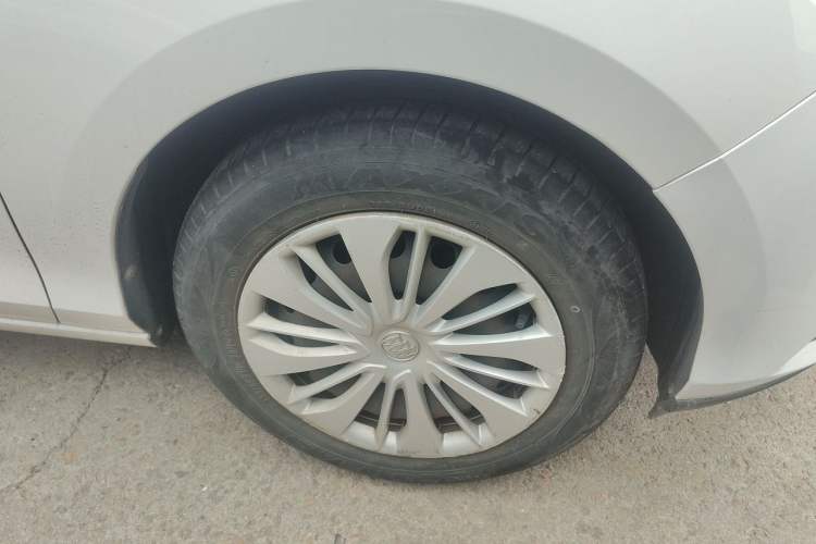 Used Buick Excelle 2020 15N CVT Elite Edition Right Front Wheel Hub