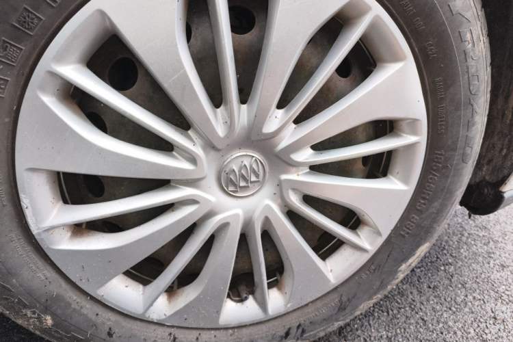 Used Buick Excelle 2020 15N CVT Elite Edition Right Front Wheel Hub
