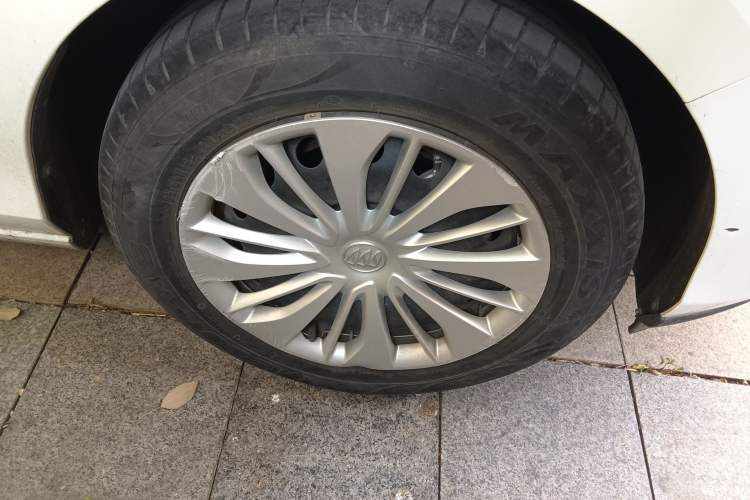 Used Buick Excelle 2020 15N CVT Elite Edition Right Front Wheel Hub