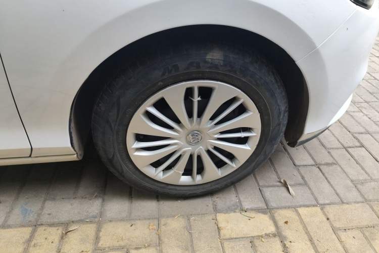 Used Buick Excelle 2020 15N CVT Elite Edition Right Front Wheel Hub