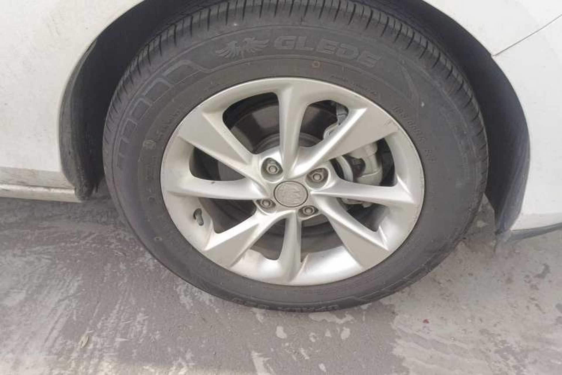 Used Buick Excelle 2020 15N CVT Elite Edition Right Front Wheel Hub