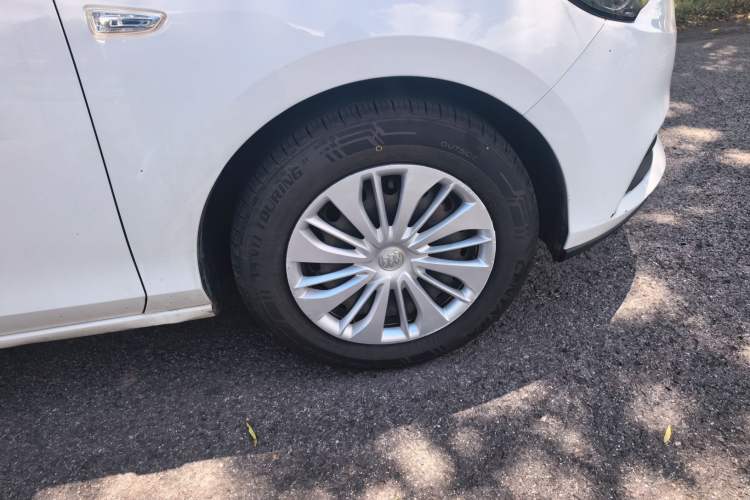 Used Buick Excelle 2020 15N CVT Elite Edition Right Front Wheel Hub