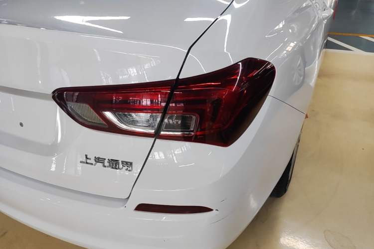 Used Buick Excelle 2020 15N CVT Elite Edition Right Rear Taillight