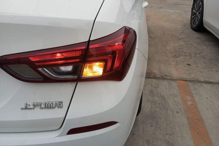Used Buick Excelle 2020 15N CVT Elite Edition Right Rear Taillight