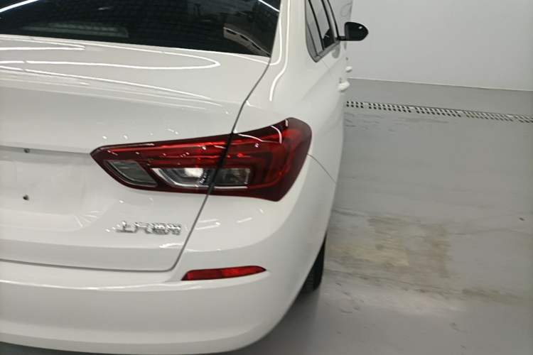 Used Buick Excelle 2020 15N CVT Elite Edition Right Rear Taillight