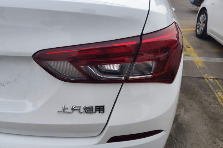 Used Buick Excelle 2020 15N CVT Elite Edition Right Rear Taillight