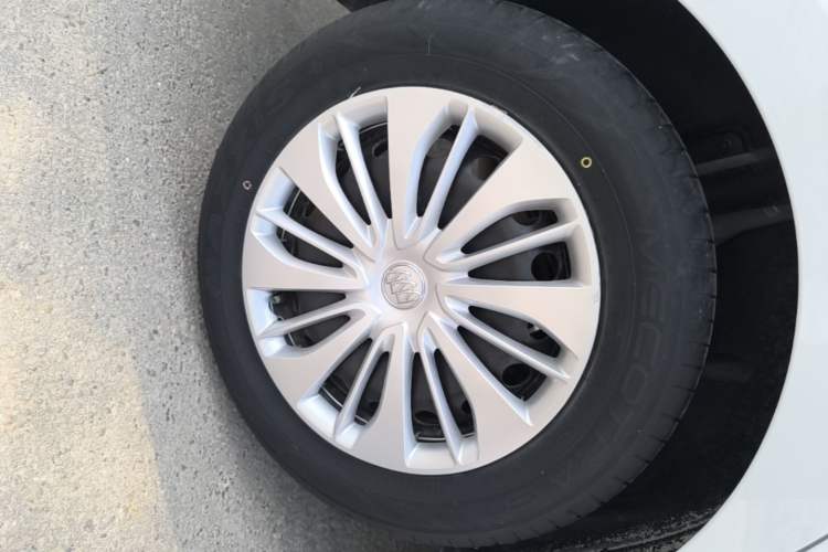 Used Buick Excelle 2020 15N CVT Elite Edition Right Rear Wheel Hub