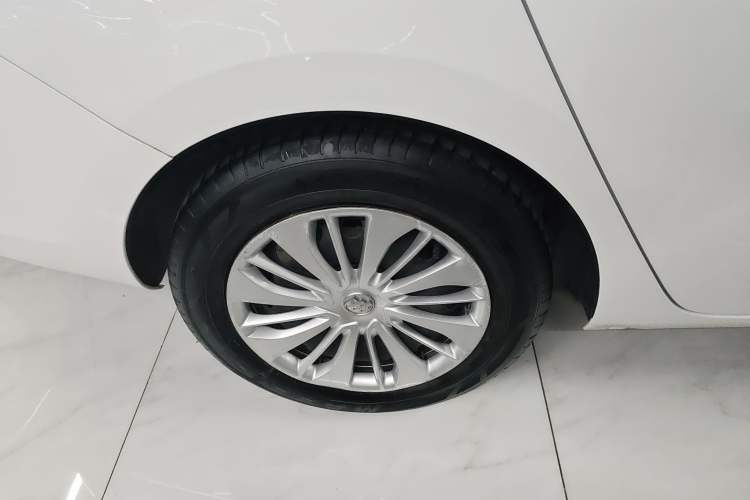 Used Buick Excelle 2020 15N CVT Elite Edition Right Rear Wheel Hub