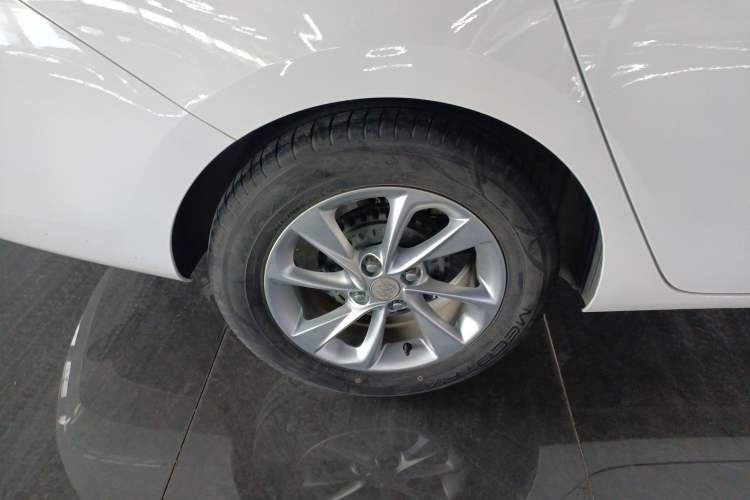 Used Buick Excelle 2020 15N CVT Elite Edition Right Rear Wheel Hub