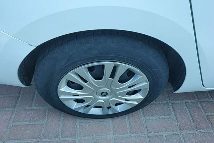 Used Buick Excelle 2020 15N CVT Elite Edition Right Rear Wheel Hub