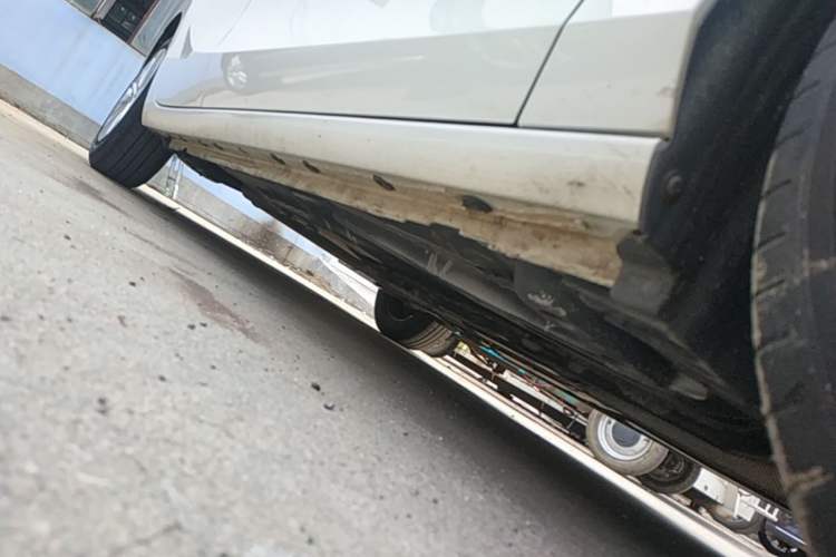 Used Buick Excelle 2020 15N CVT Elite Edition Right Side Sill