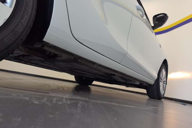 Used Buick Excelle 2020 15N CVT Elite Edition Right Side Sill