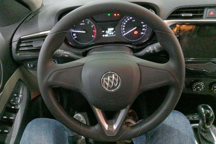 Used Buick Excelle 2020 15N CVT Elite Edition Steering Wheel