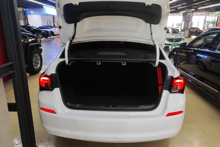Used Buick Excelle 2020 15N CVT Elite Edition Trunk