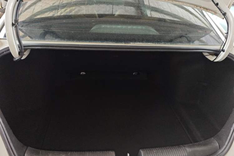 Used Buick Excelle 2020 15N CVT Elite Edition Trunk