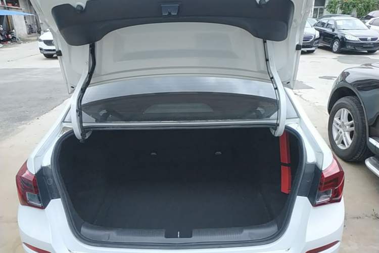Used Buick Excelle 2020 15N CVT Elite Edition Trunk