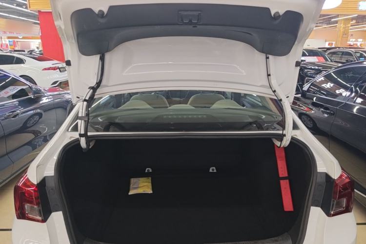 Used Buick Excelle 2020 15N CVT Elite Edition Trunk