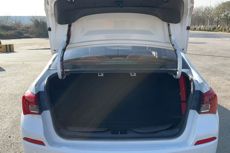 Used Buick Excelle 2020 15N CVT Elite Edition Trunk