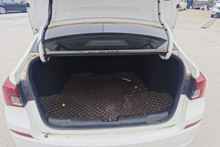 Used Buick Excelle 2020 15N CVT Elite Edition Trunk