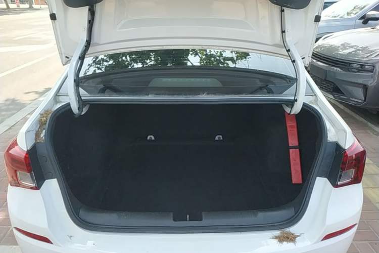 Used Buick Excelle 2020 15N CVT Elite Edition Trunk