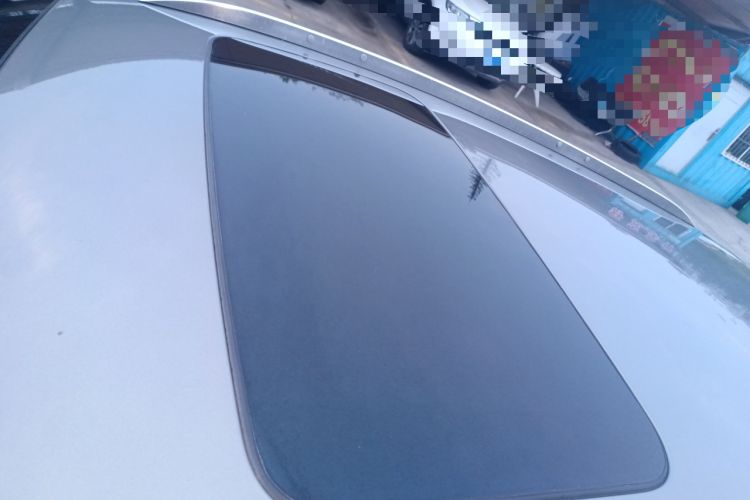Used Buick Excelle GX 2018 18T Automatic Elite Model Roof