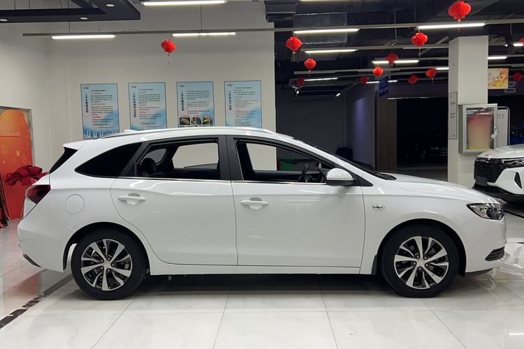 Used Buick Excelle GX 2019 18T Automatic Connected Elite Model China VI Standard Exterior 2