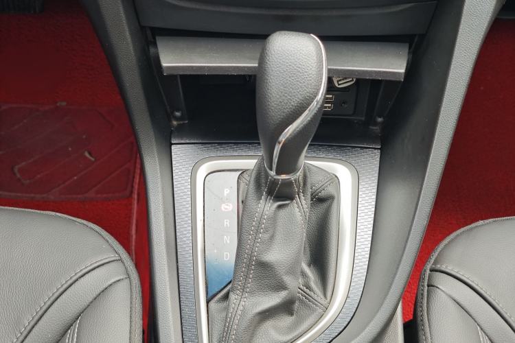 Used Buick Excelle GX 2019 18T Automatic Connected Elite Model China VI Standard Gear Lever