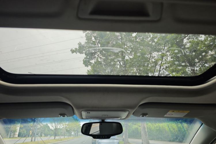 Used Buick Excelle GX 2019 18T Automatic Connected Elite Model China VI Standard Headliner