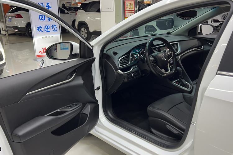 Used Buick Excelle GX 2019 18T Automatic Connected Elite Model China VI Standard Interior 1