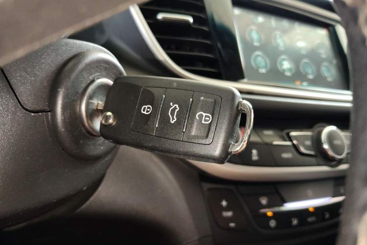 Used Buick Excelle GX 2019 18T Automatic Connected Elite Model China VI Standard Interior 1
