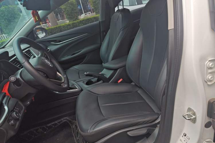 Used Buick Excelle GX 2019 18T Automatic Connected Elite Model China VI Standard Left Front Seat