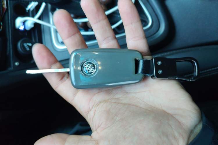 Used Buick Excelle GX 2018 18T Automatic Elite Model Vehicle Key