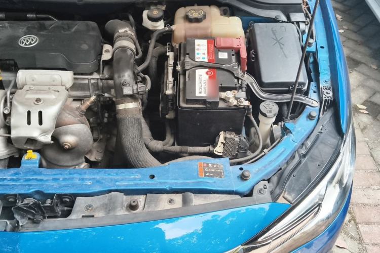 Used Buick Excelle GX 2018 18T Automatic Flagship Model Engine Bay Left