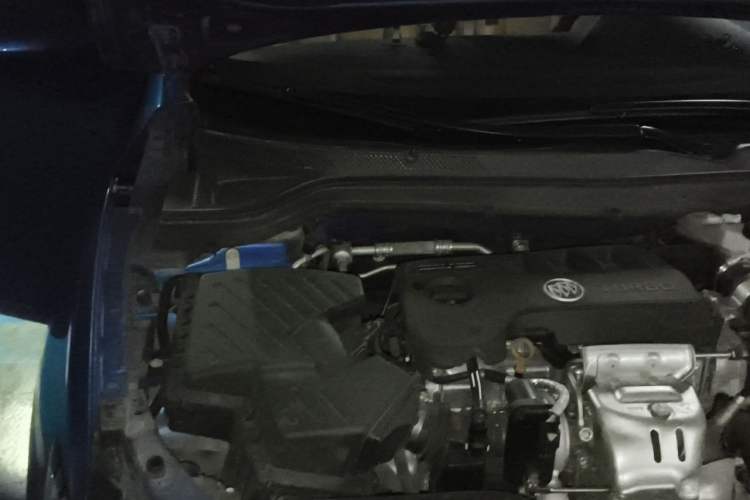 Used Buick Excelle GX 2018 18T Automatic Flagship Model Engine Bay Right