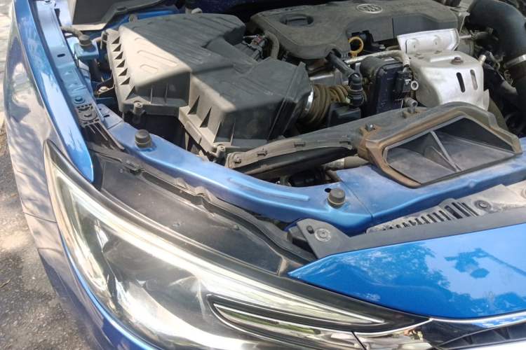 Used Buick Excelle GX 2018 18T Automatic Elite Model Engine Bay Right