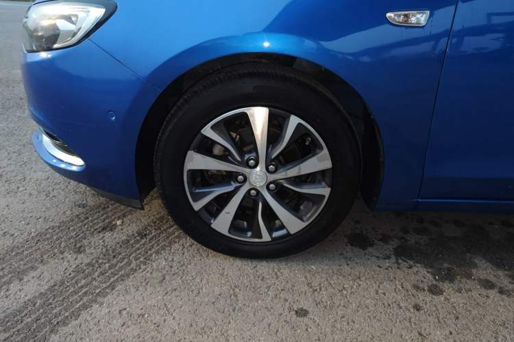 Used Buick Excelle GX 2018 18T Automatic Flagship Model Exterior 7