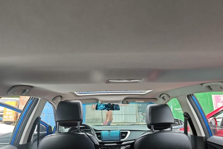 Used Buick Excelle GX 2018 18T Automatic Elite Model Headliner