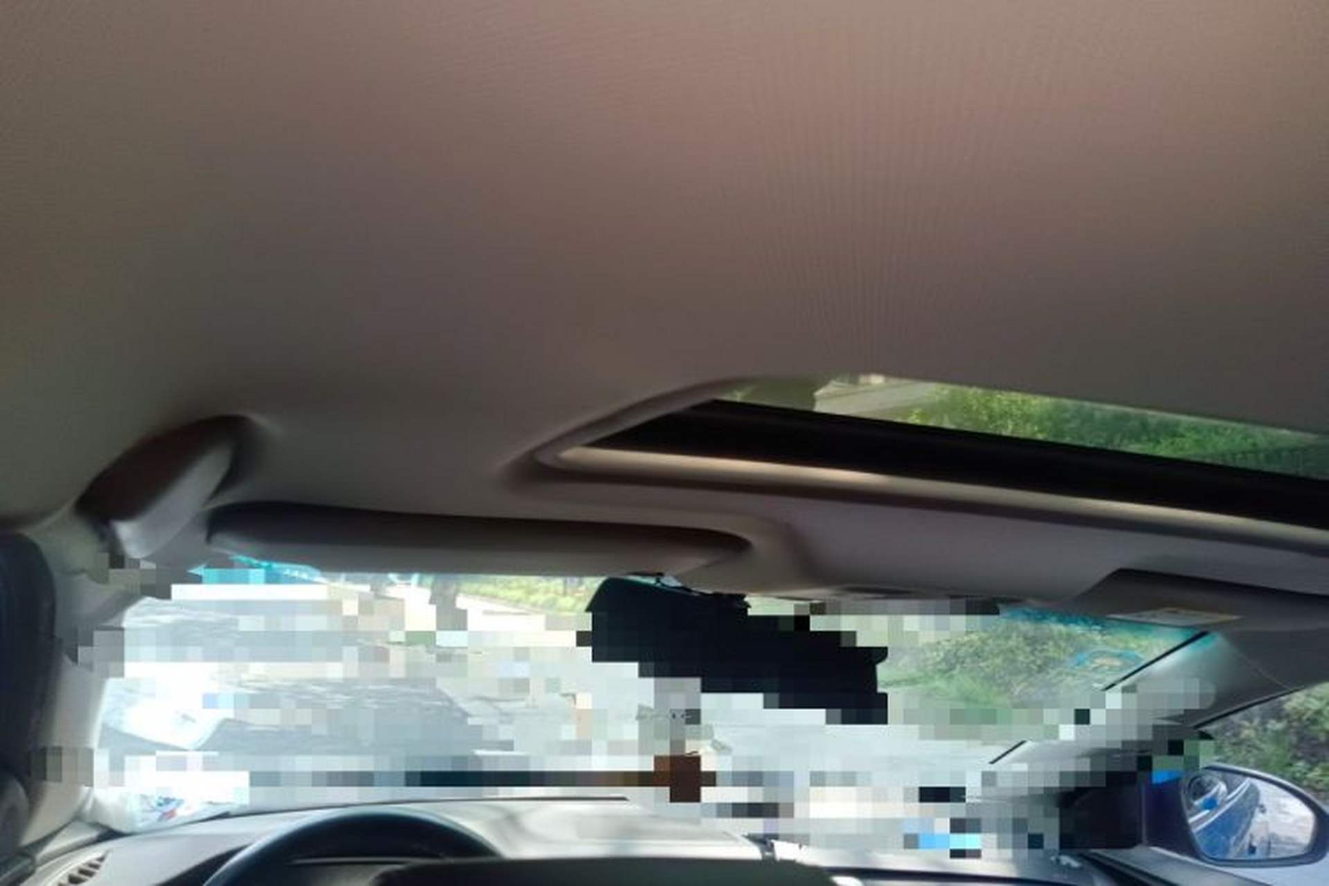 Used Buick Excelle GX 2018 18T Automatic Elite Model Headliner