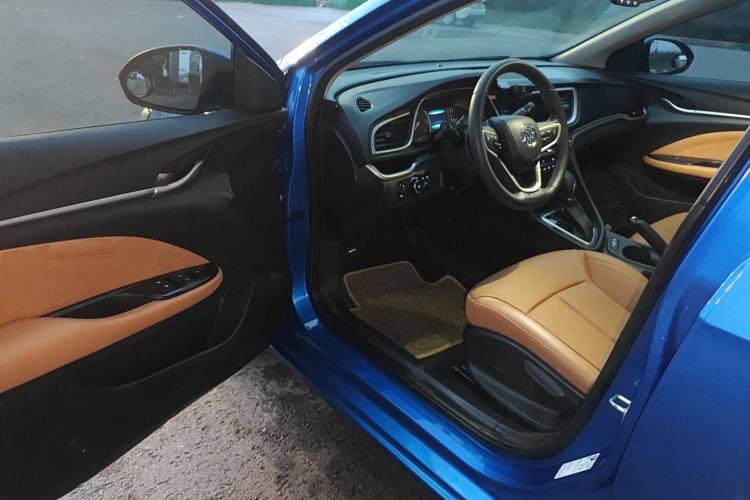 Used Buick Excelle GX 2018 18T Automatic Flagship Model Interior 3