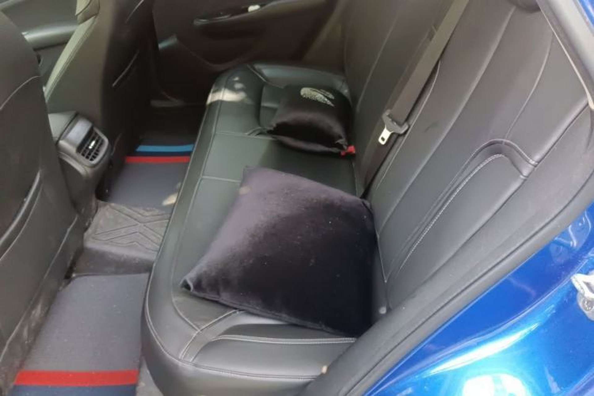 Used Buick Excelle GX 2018 18T Automatic Elite Model Left Rear Seat