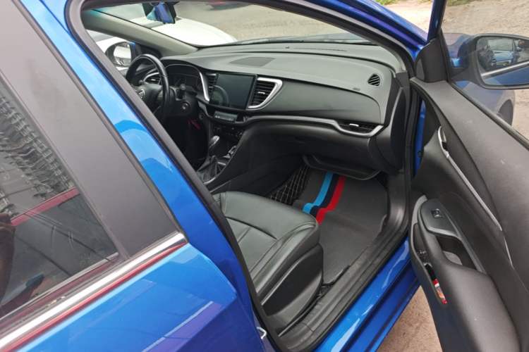 Used Buick Excelle GX 2018 18T Automatic Elite Model Right Front Seat